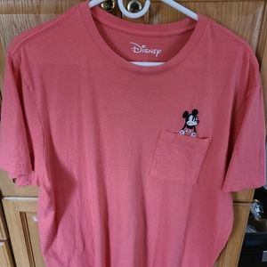 Disney tshirt pink L. Cute tee. Very good.